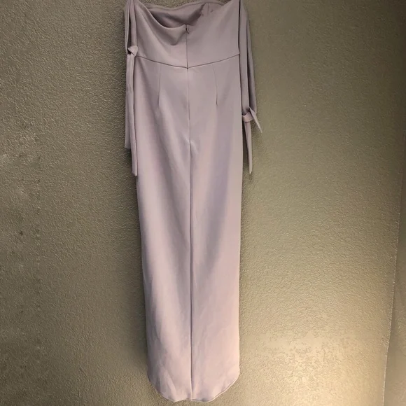 Showpo. Common Muse Maxi Dress in Stone Size 8 - Picture 3 of 7